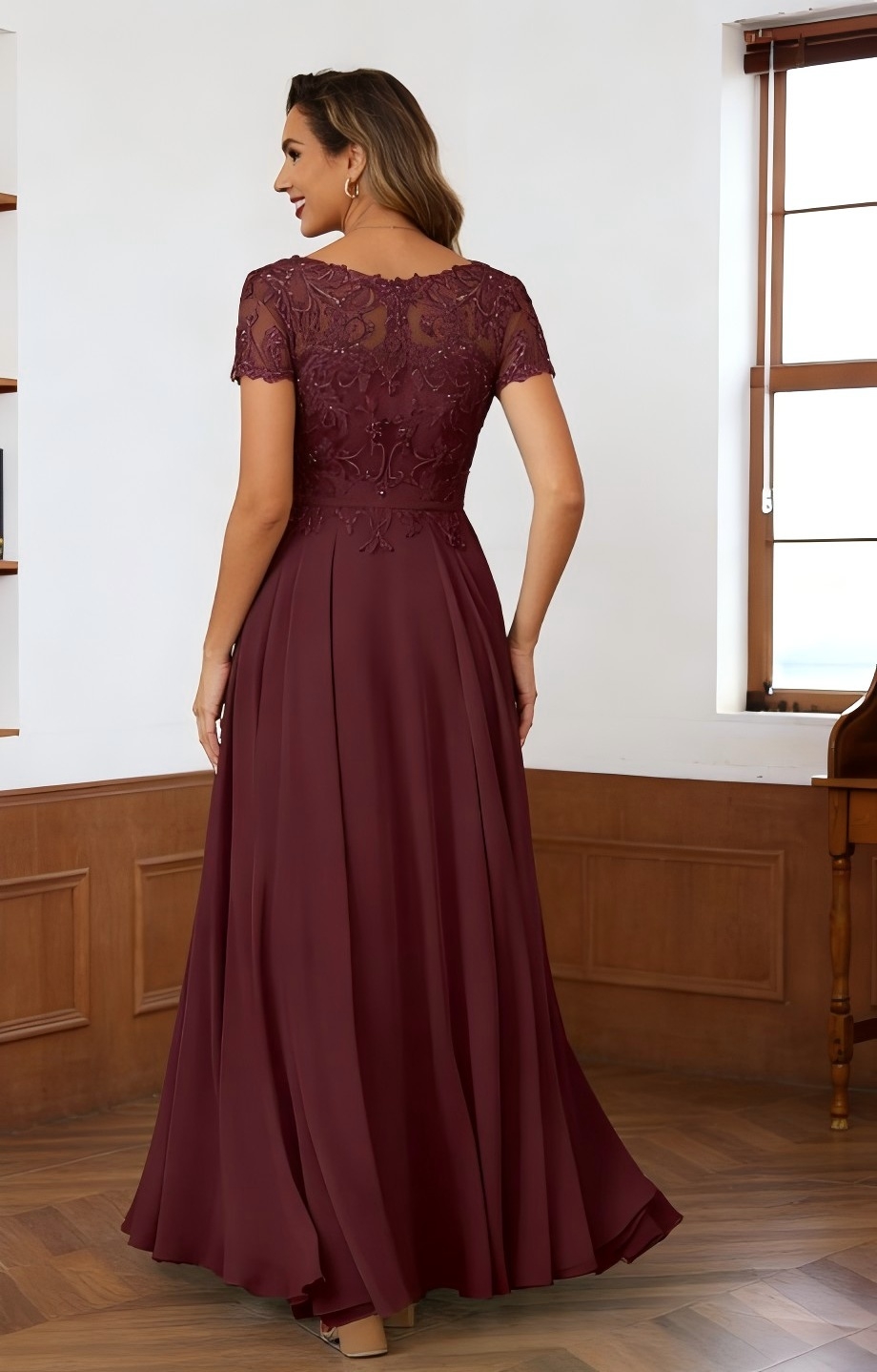 Round Neck Chiffon Lace Appliques A Line Mother of the Bride Dresses