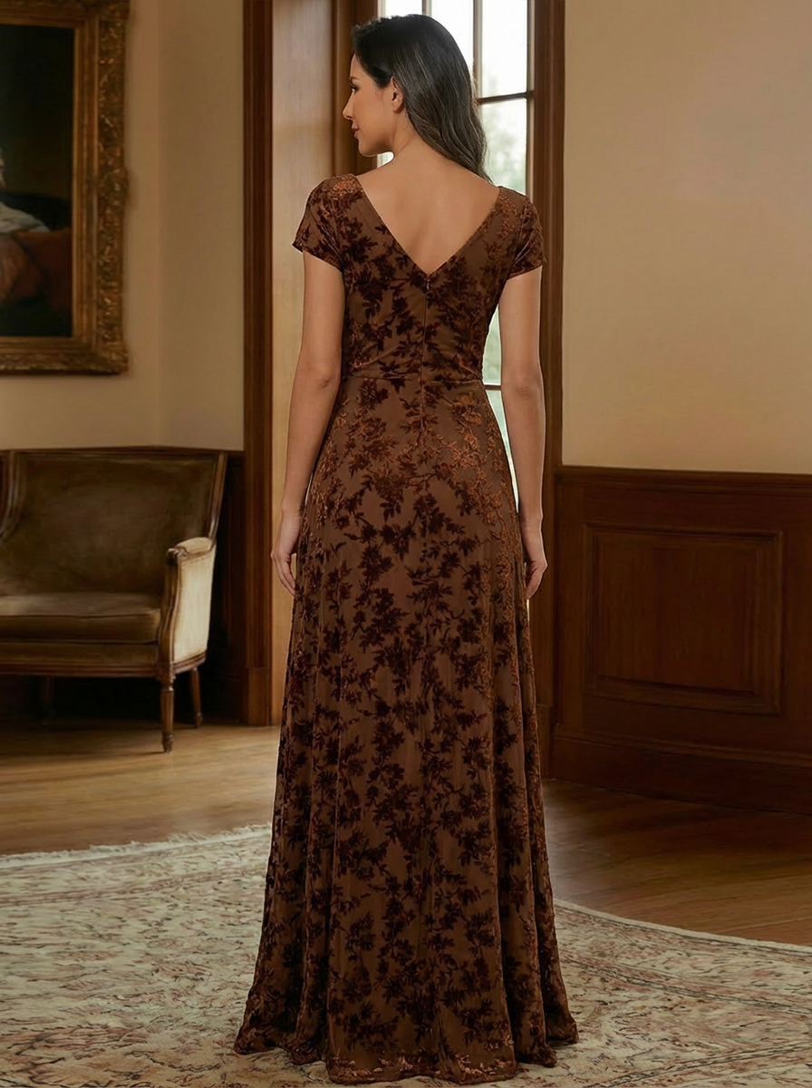 V Neck Velvet A Line Short Sleeves Mother of the Bride Dresses with Slit