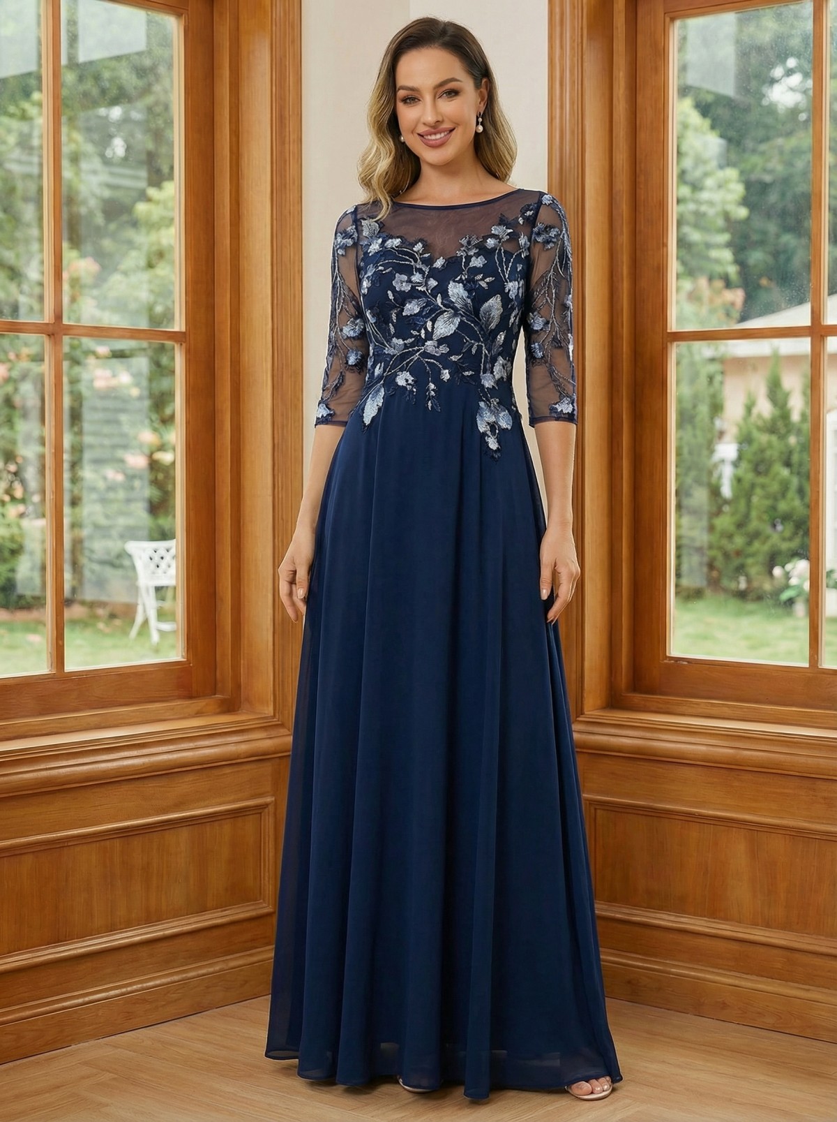Chiffon Lace Appliques Round Neck A Line Mother of the Bride Dresses