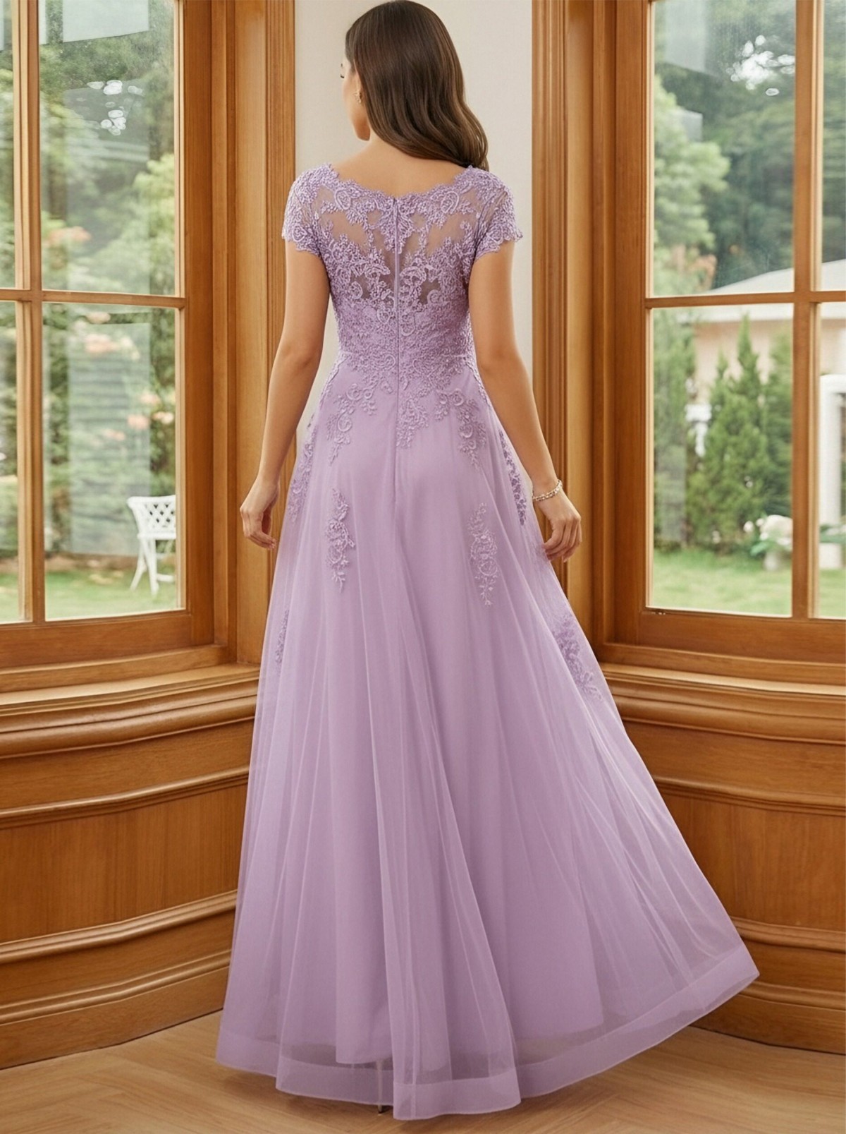 Tulle Round Neck Lace Appliques Mother of the Bride Dresses