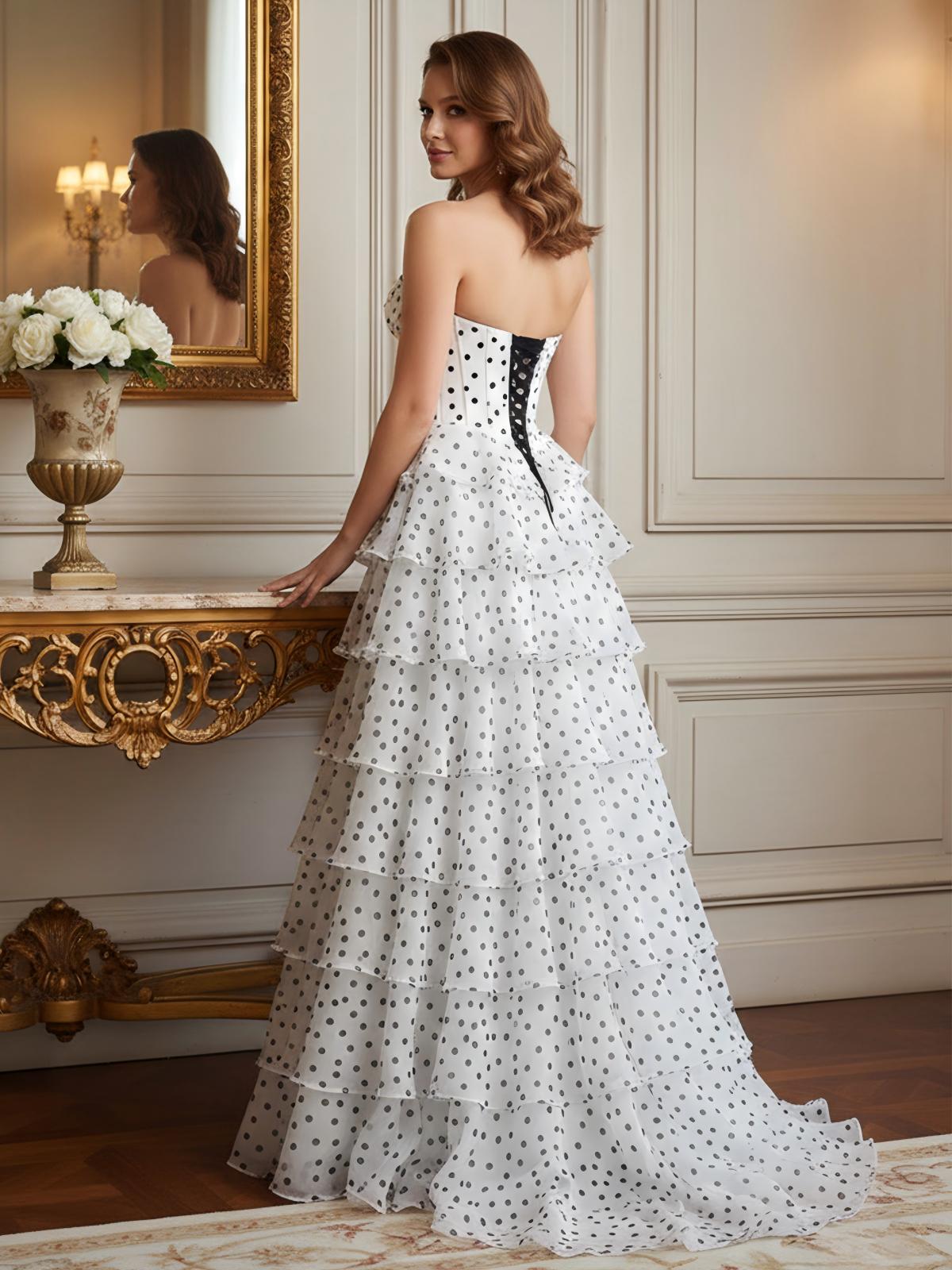 Tiered Corset Sleeveless V Neck Tulle A Line Formal Dresses