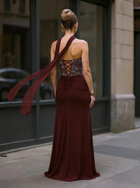 Mermaid Strapless Sleeveless Ruched Sparkling Prom Dresses with Sequins Scarf