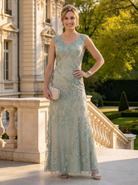 A Line V Neck Sleeveless Long Mother of the Bride Dresses