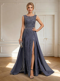 Lace Appliques Sleeveless Round Neck Long Mother of the Bride Dresses with Train