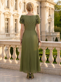 Chiffon Short Sleeves Round Neck Tea Mother of the Bride Dresses with Pleated