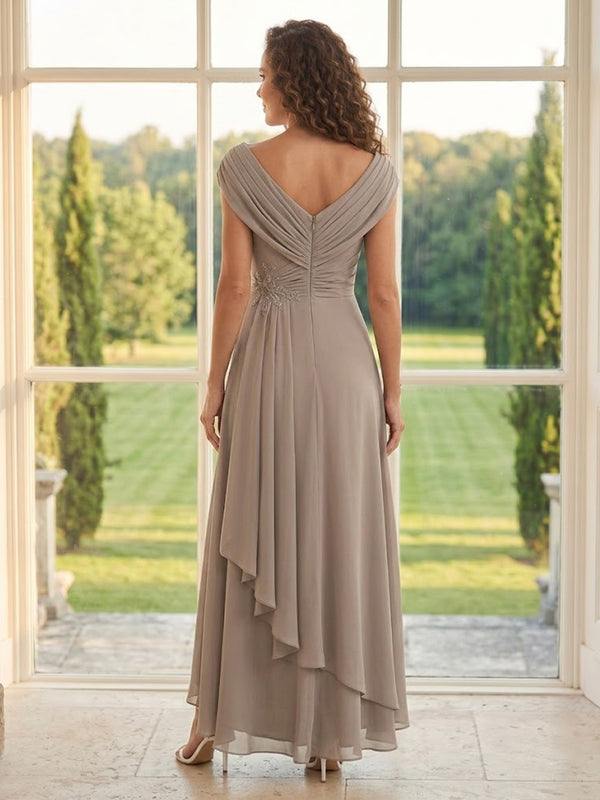 Chiffon A Line V Neck Short Sleeves Long Mother of the Bride Dresses with Pleated