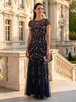 Lace Short Sleeves A Line Round Neck Long Mother of the Bride Dresses