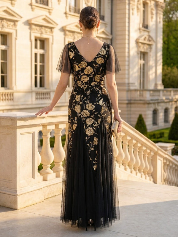 Lace Appliques V Neck Short Sleeves Mermaid Long Mother of the Bride Dresses