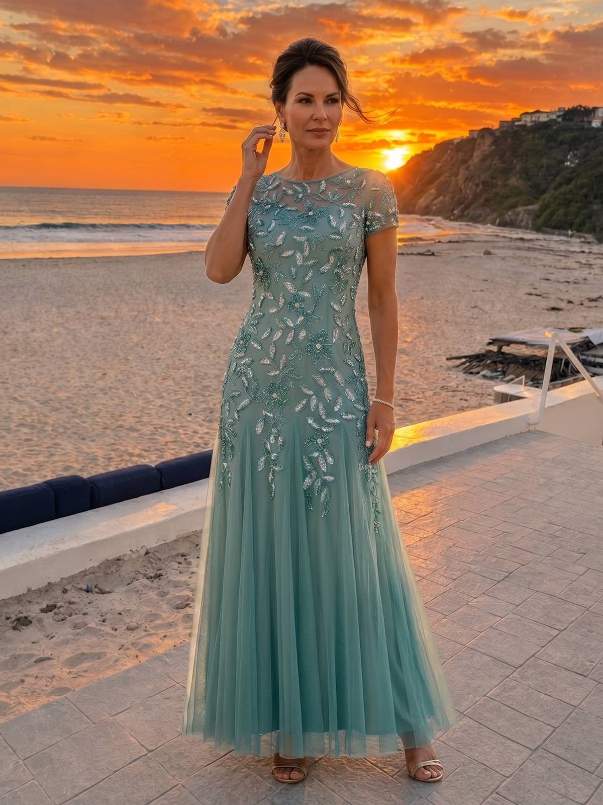 Lace Appliques Round Neck Short Sleeves A Line Long Mother of the Bride Dresses