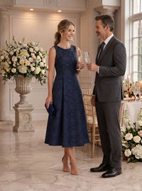 A Line Round Neck Sleeveless Long Mother of the Bride Dresses