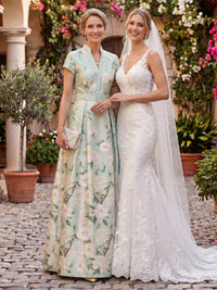 V Neck A Line Jacquard Satin Mother of the Bride/Groom Dresses