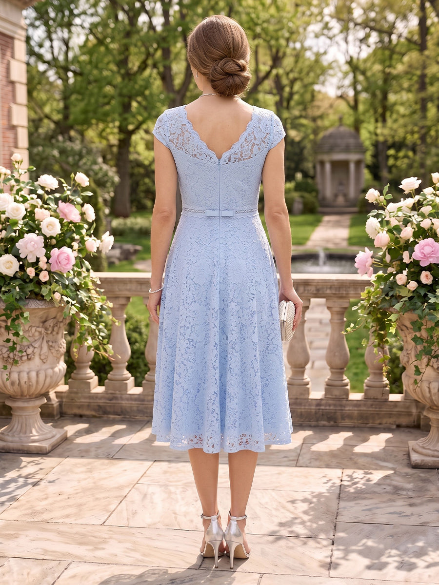 Jewel Lace A Line Mother of the Bride/Groom Dresses Tea Length Light Blue