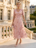 V Neck Tulle Short Sleeves Mother of the Bride/Groom Dresses Tea Length