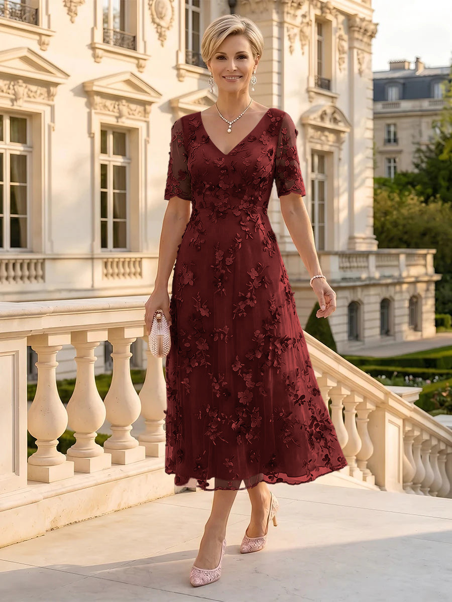 V Neck Tulle Short Sleeves Mother of the Bride/Groom Dresses Tea Length