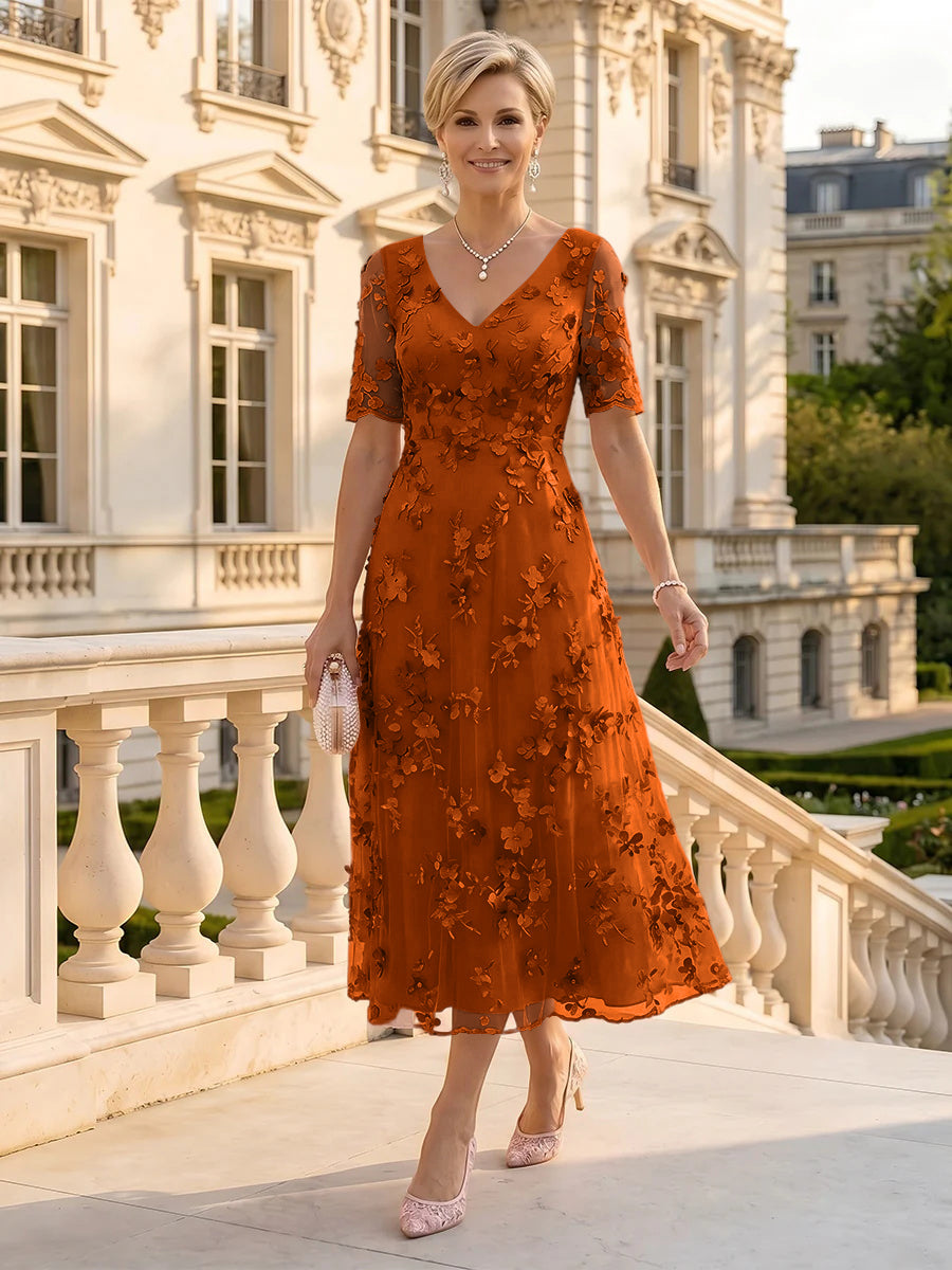 V Neck Tulle Short Sleeves Mother of the Bride/Groom Dresses Tea Length