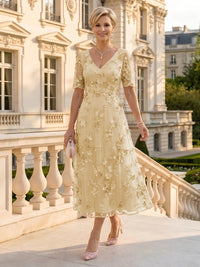 V Neck Tulle Short Sleeves Mother of the Bride/Groom Dresses Tea Length