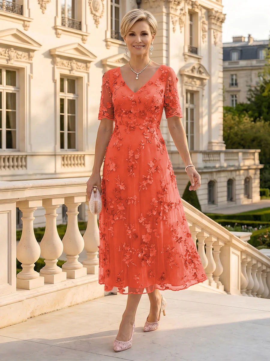 V Neck Tulle Short Sleeves Mother of the Bride/Groom Dresses Tea Length