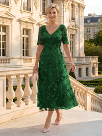 V Neck Tulle Short Sleeves Mother of the Bride/Groom Dresses Tea Length