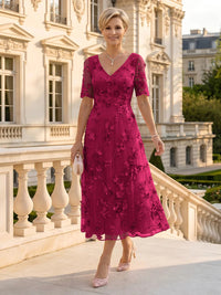 V Neck Tulle Short Sleeves Mother of the Bride/Groom Dresses Tea Length