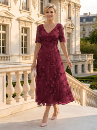 V Neck Tulle Short Sleeves Mother of the Bride/Groom Dresses Tea Length