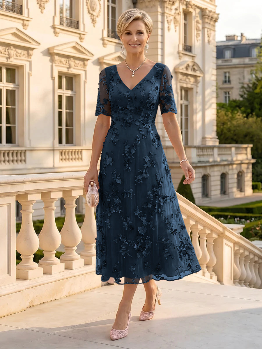 V Neck Tulle Short Sleeves Mother of the Bride/Groom Dresses Tea Length
