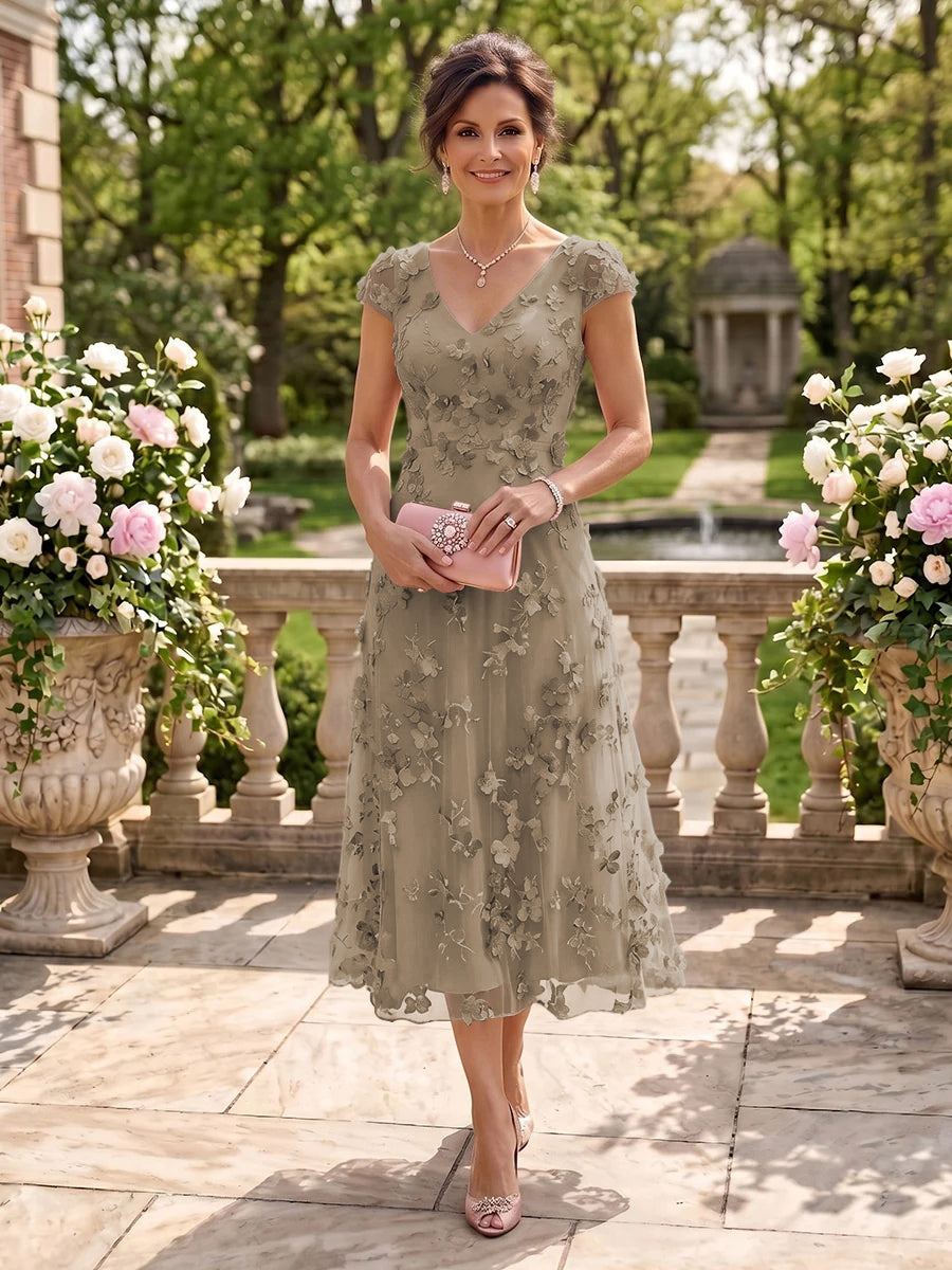 Tea Length V Neck Tulle Cap Sleeves Mother of the Bride/Groom Dresses