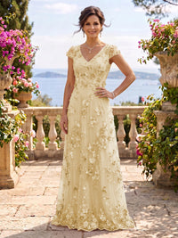 V Neck Tulle Cap Sleeves A Line Mother of the Bride/Groom Dresses