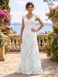 V Neck Tulle Cap Sleeves A Line Mother of the Bride/Groom Dresses