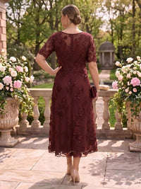 Plus Size Tea Length Round Neck Mother of the Bride/Groom Dresses Short Sleeves Tulle with 3D Flower