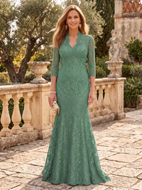 Stand Collar Lace Mermaid/Sheath Mother of the Bride/Groom Dresses with 3/4 Sleeves Floor Length