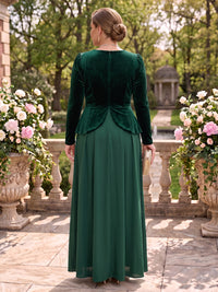 Velvet A Line Round Neck Long Sleeves Mother of the Bride Dresses