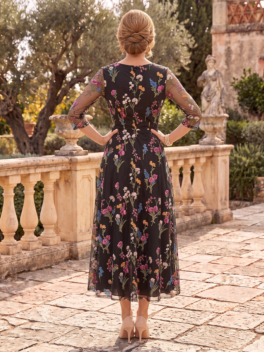 Tulle Mother of the Bride/Groom Dresses A Line Scoop Neck 3/4 Sleeves Tea Length Floral Embroidery
