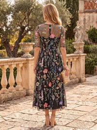 Tulle Mother of the Bride/Groom Dresses A Line Scoop Neck Half Sleeves Tea Length Embroidery