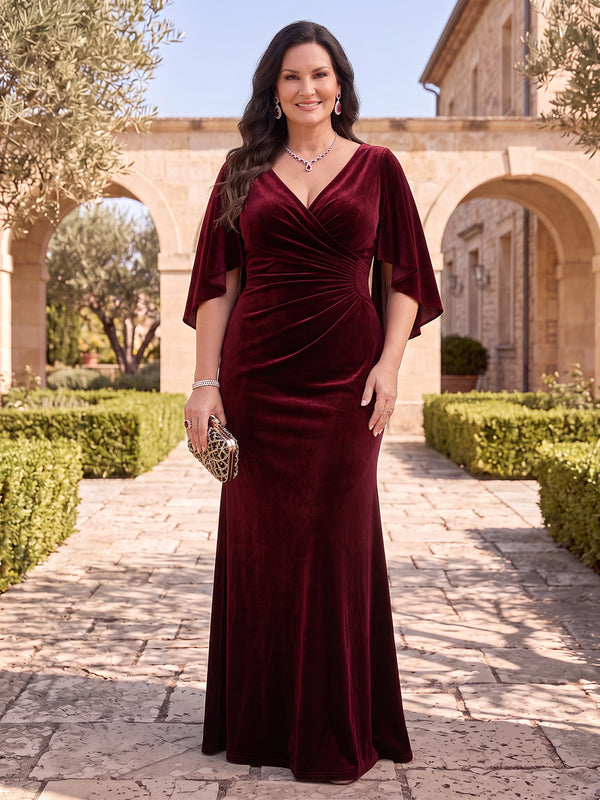 Plus Size Velvet Mother of the Bride/Groom Dresses Sheath Flutter Sleeves V Neck Floor Length