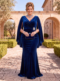 Plus Size Velvet Mother of the Bride/Groom Dresses Sheath Cape Sleeves V Neck Floor Length