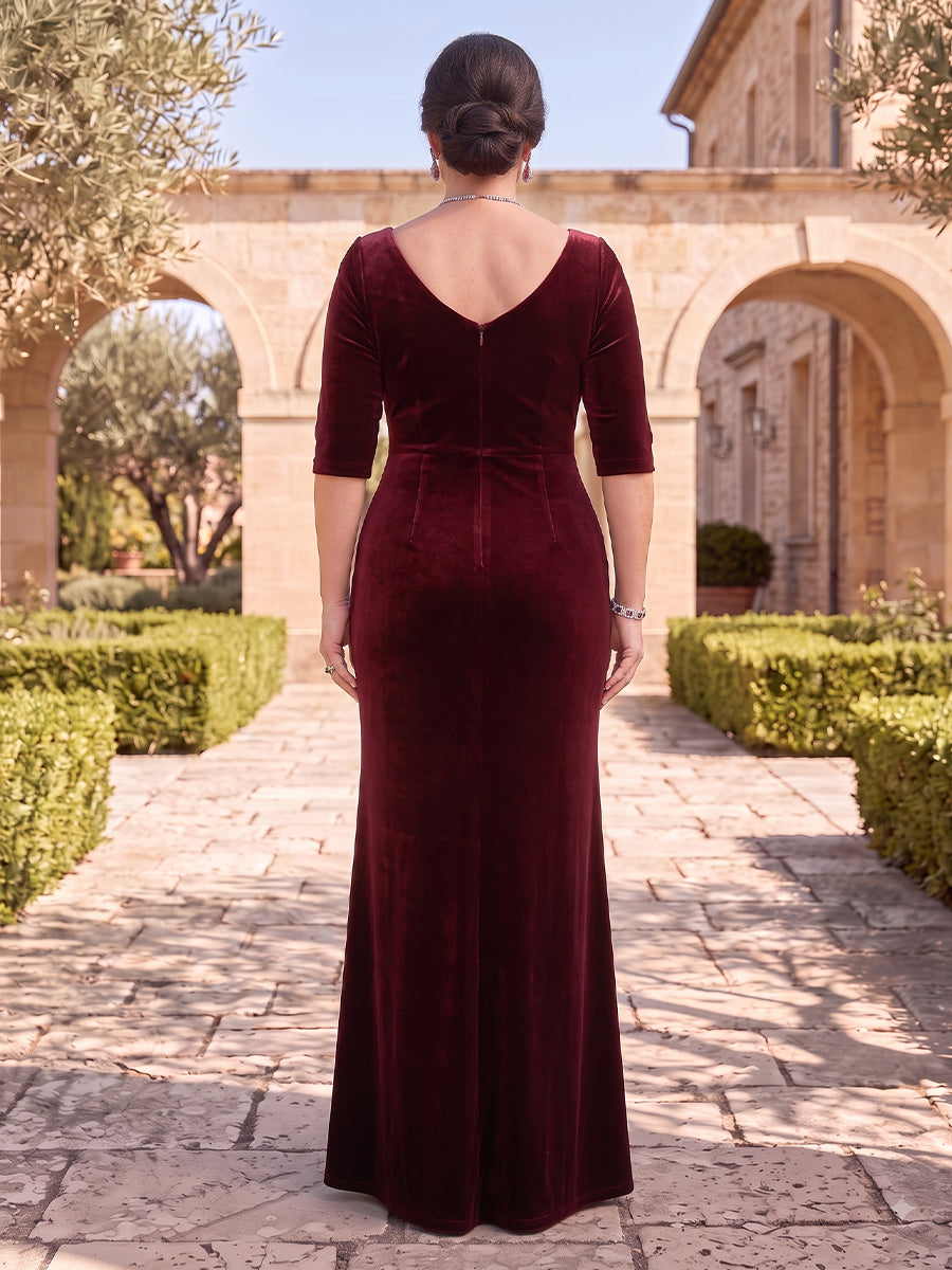 Plus Size Velvet Mother of the Bride/Groom Dresses Sheath Half Sleeves Cowl Neck Floor Length
