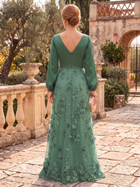 Tulle Mother of the Bride/Groom Dresses A Line Long Sleeves V Neck 3D Flowers