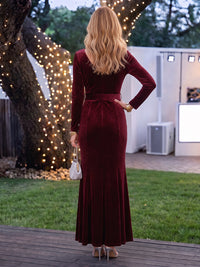 Velvet Mother of the Bride Groom Dresses Sheath V Neck Long Sleeves with Belt