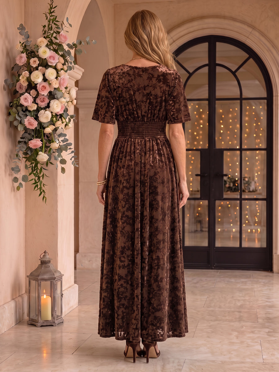 Floral Velvet Mother of the Bride/Groom Dresses A Line V Neck Short Sleeves with Slit