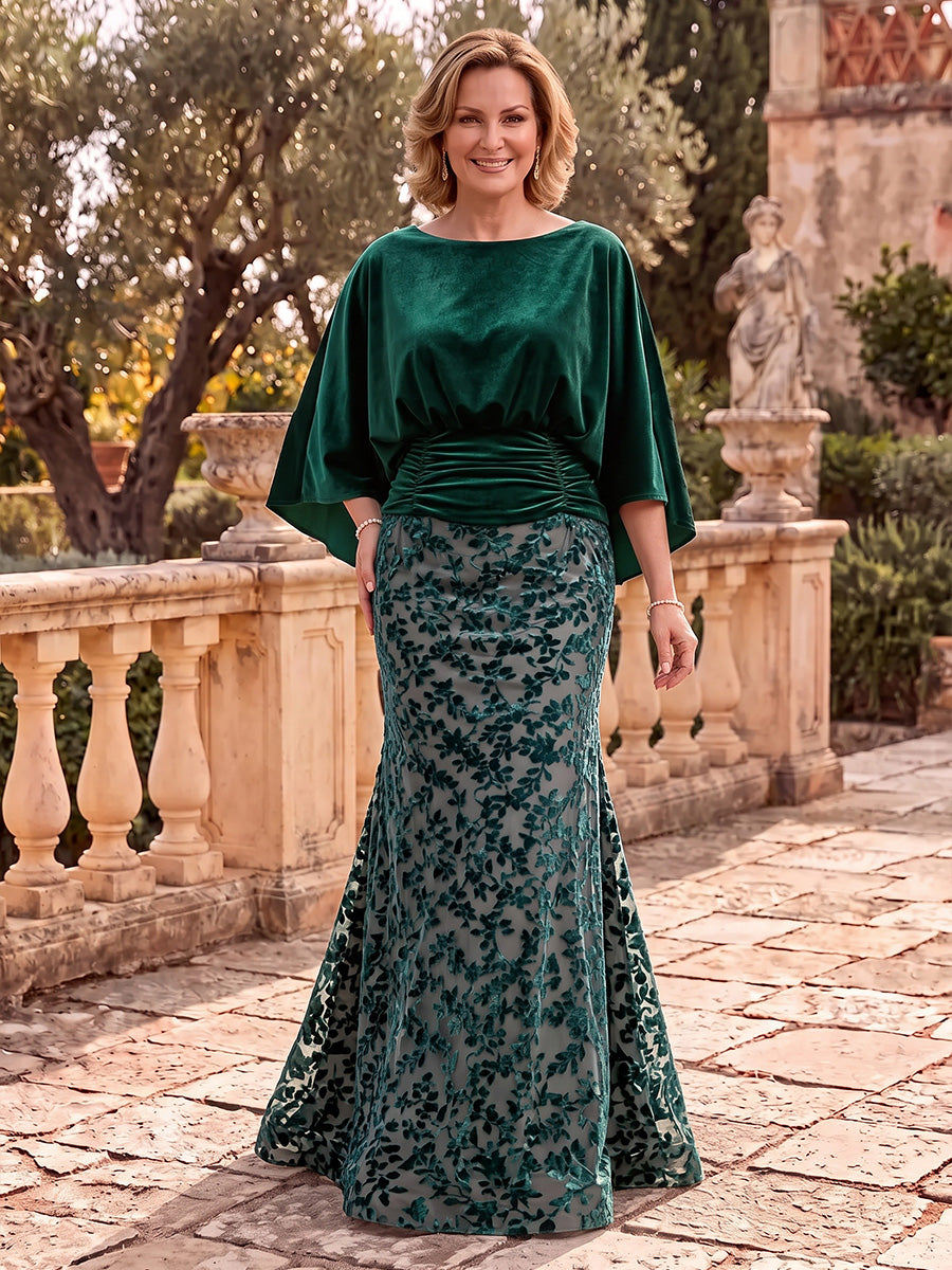 Velvet Scoop Neck Mermaid/Sheath Mother of the Bride/Groom Dresses with Cape Sleeves