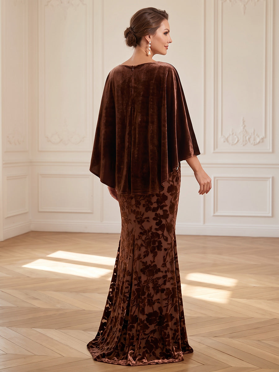 Cape Sleeves Velvet Mother of the Bride/Groom Dresses Mermaid/Sheath Scoop Neck with Pocket