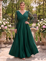 Plus Size Long Sleeves A Line Mother of the Bride/Groom Dresses Lace Satin Floor Length V Neck