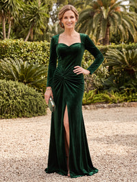 Long Sleeves Velvet Mermaid/Sheath Mother of the Bride/Groom Dresses with Slit V Neck Pleated