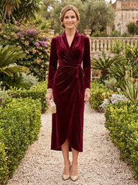 Velvet Mermaid/Sheath Mother of the Bride/Groom Dresses V Neck Long Sleeves Ankle Length