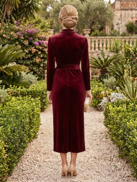 Velvet Mermaid/Sheath Mother of the Bride/Groom Dresses V Neck Long Sleeves Ankle Length