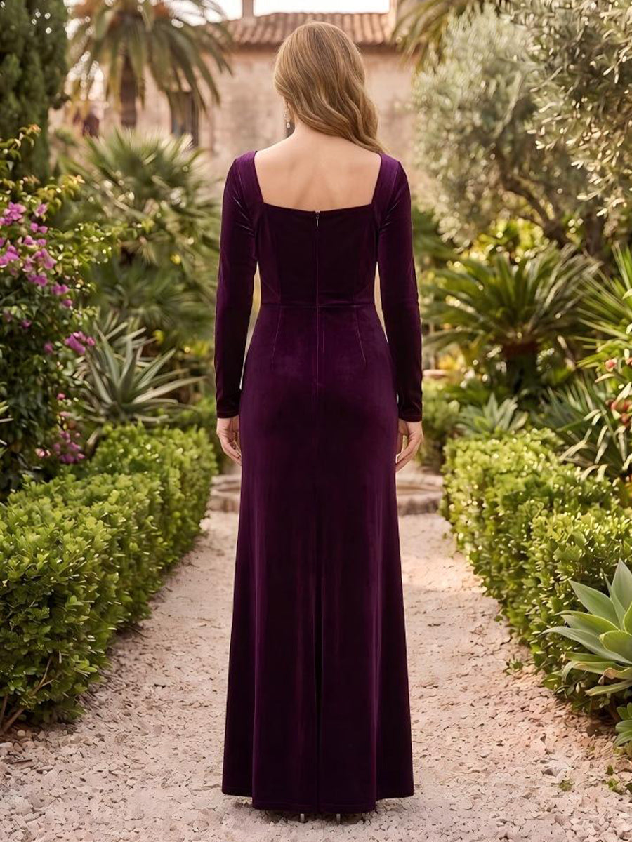 Long Sleeves Velvet Mermaid/Sheath Mother of the Bride/Groom Dresses Pleated V Neck Floor Length