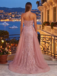 Lace Appliques Long Strapless V Neck Mermaid Evening Dresses with Train