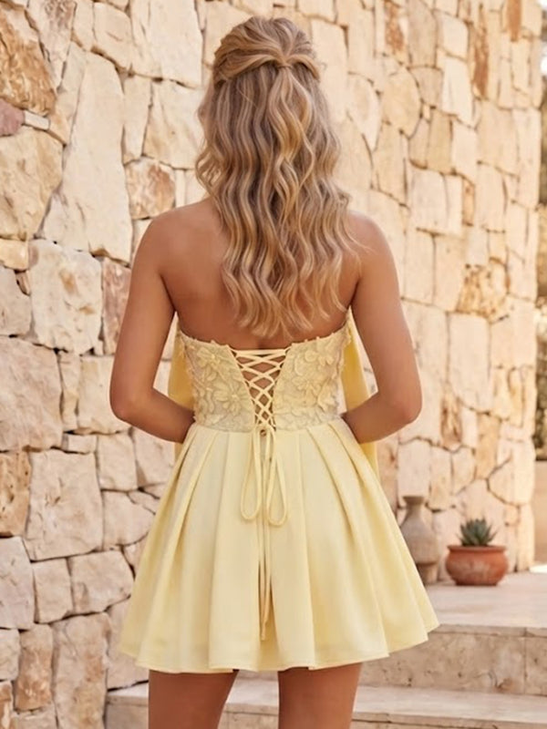 Satin A Line Short Strapless Lace Applique Sleeveless Homecoming Dresses with Ruched