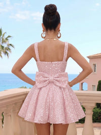 Sequins A Line Square Neck Sleeveless Pleated Short Homecoming Dresses with Bow