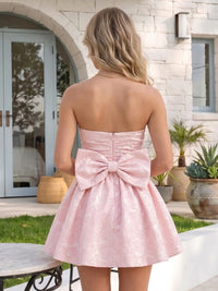 Jacquard Satin A Line Strapless Short Homecoming Dresses with Bow